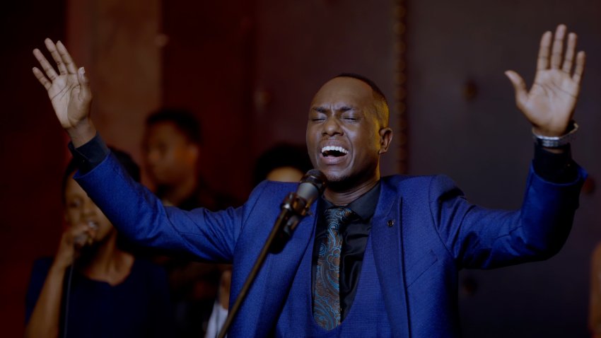 Ubwiru bwihishe inyuma y'indirimbo nshya “Bafite Byose” ya Fiston Iradukunda