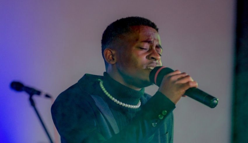 Aime Igabe; umuramyi uje gushyira itafari ku ndirimbo zihimbaza zikanaramya Imana azanye impinduka