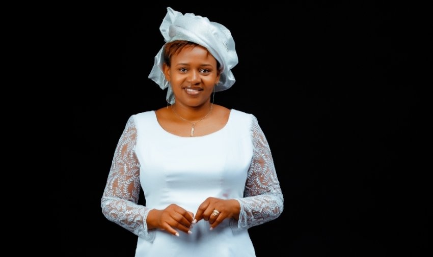 Antoinette Rehema uherutse kwiyambazwa na Alpha Rwirangira agiye gusohora indirimbo yise "Ubibuke