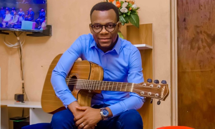 Joshua N azanye "Urutindo" imwe mu mbuto z'igitaramo 'Abanyamugisha Live Concert'