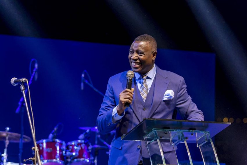 VIDEO: Umunsi wa kabiri w'igiterane Afrika Haguruka "AFRIKA, NINDE MUTOZA WAWE"