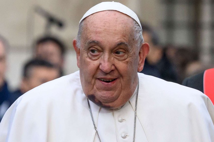 Papa Francis yashyinguwe mu muhango utandukanye n'uko abandi bose bamubanjirije bashyinguwe!