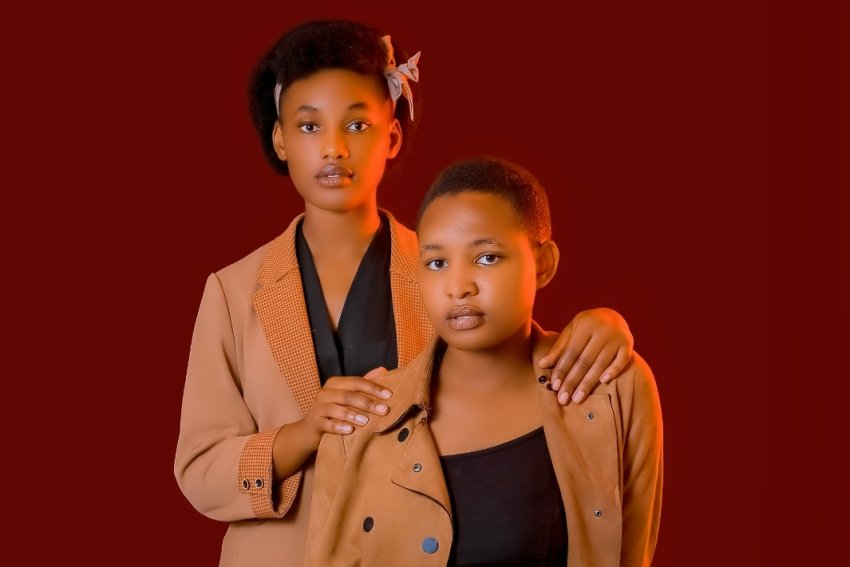 Alicia na Germaine bateguje indirimbo nshya “Ndahiriwe” nyuma ya "Uri Yo" yabereye ubuki abakunzi ba Gospel