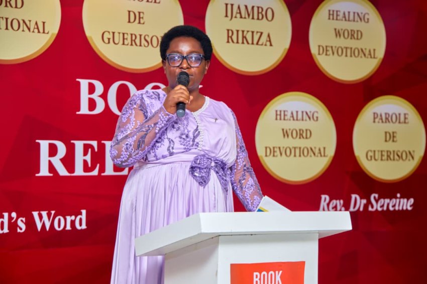 Rev. Dr. Serene Nterinanziza yamuritse igitabo “Ijambo Rikiza” kigenewe abakomeretse mu marangamutima