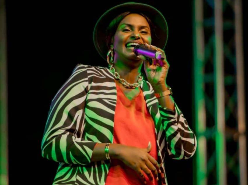 Indirimbo zanjye zabahesheje umugisha - Gaby Kamanzi mu iserukiramuco rikomeye ryabereye i Burundi