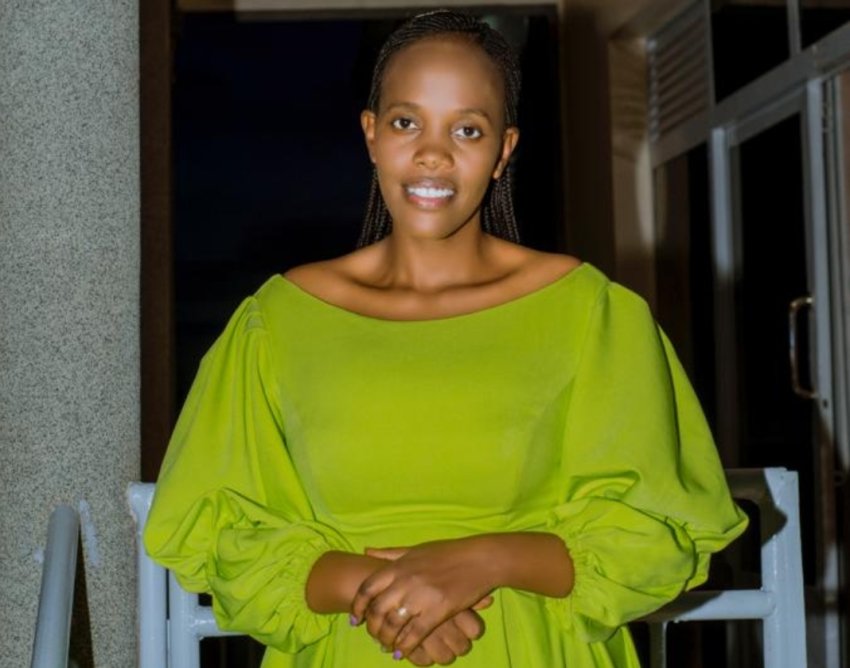 Ada Claudine ugarukanye ishyaka nk'Irya Kuro yasubiyemo indirimbo "Witinya" yakuye ku karago