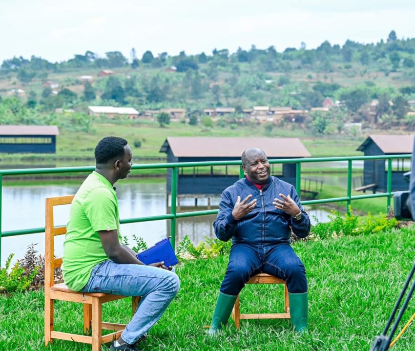 Ku ncuro ya mbere Perezida Évariste Ndayishimiye yaganiriye n'imboneshakure ikorera ku mbuga ngurukanabumenyi "Umukubito Tv"