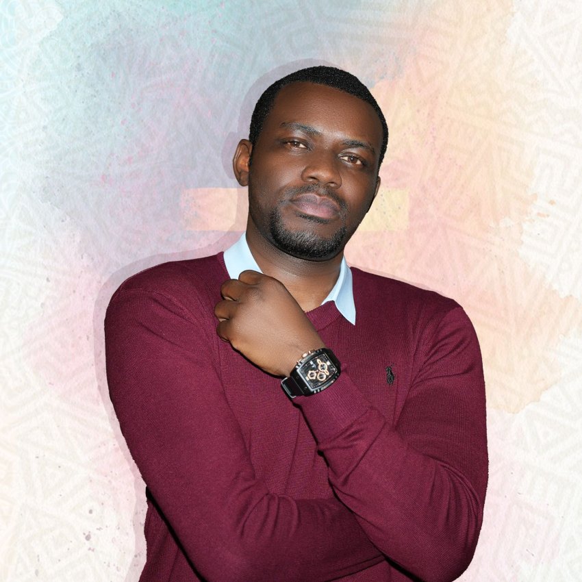 Rugamba Erneste yagarukanye indirimbo nshya “Nazamuwe n'Ubuntu” ivuga ku mbaraga z'Imana